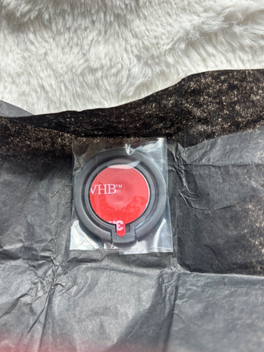 BNIB Burberry England Matte Black Logo Phone Ring Holder Stand Accessory - Picture 4 of 5